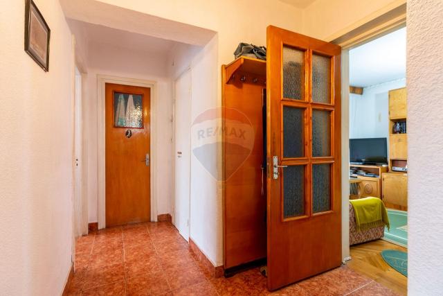 Apartament cu 4 camere de vanzare in Bloc Gioconda I Ploiesti - 2/14