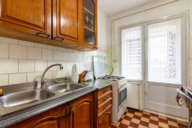 Apartament cu 4 camere de vanzare in Bloc Gioconda I Ploiesti - 5/14