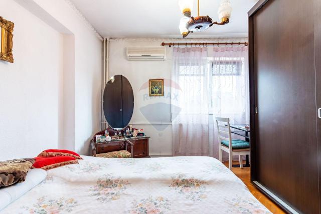 Apartament cu 4 camere de vanzare in Bloc Gioconda I Ploiesti - 9/14