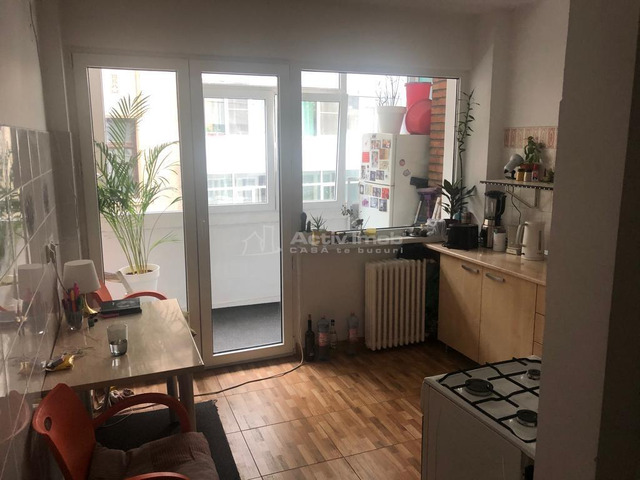 Apartament 2 camere   Cismigiu / Ion Brezoianu   bloc reabilitat - 6/10