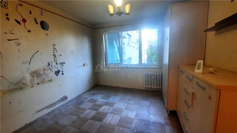 Apartament Democratiei   2 camere la etajul 2