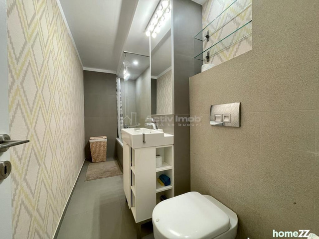 Apartament 2 camere   Bulevardul Unirii / Traian   stradal - 9/10