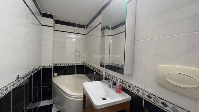 Apartament 3 camere   13 Septembrie / Drumul Sarii   Aleea Botorani - 4/10