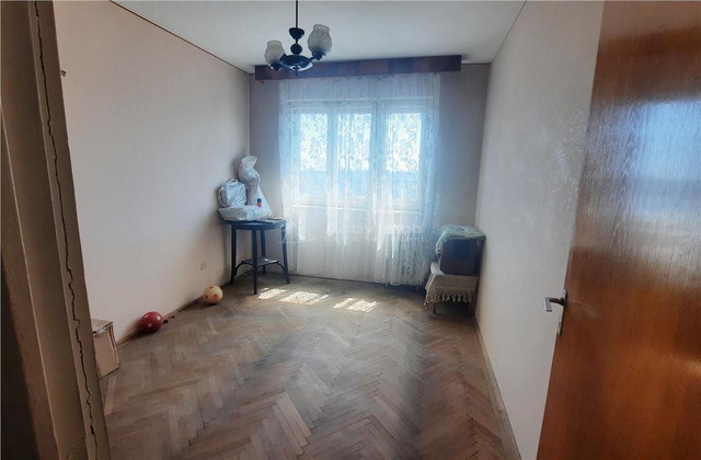 Apartament Republicii 3 camere   decomandat - 7/10