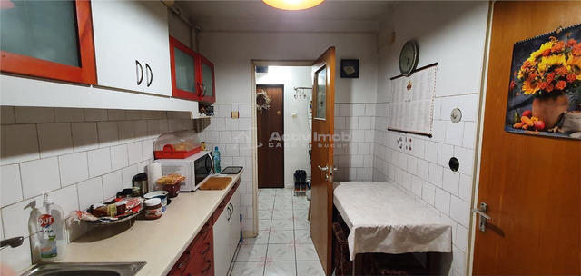 3 camere, 62 mp suprafata utila, semidecomandat, zona linistita - 7/10