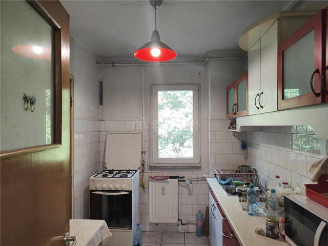 3 camere, 62 mp suprafata utila, semidecomandat, zona linistita - 8/10