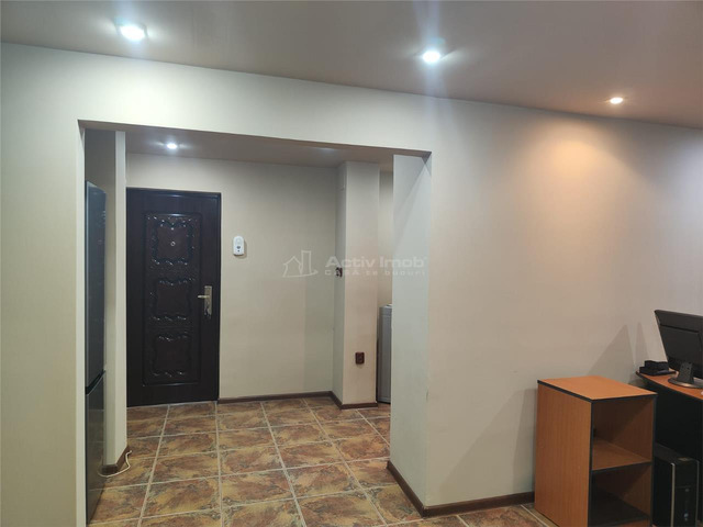 3 camere pretabil spatiu comercial, cartier 9 mai - 7/10