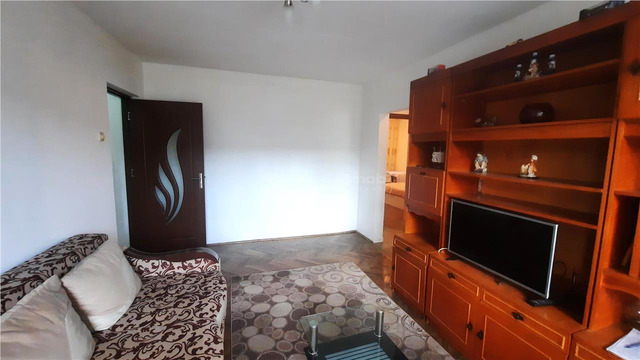 Apartament Baraolt Lamaita   3 camere   Etaj 3 - 5/10