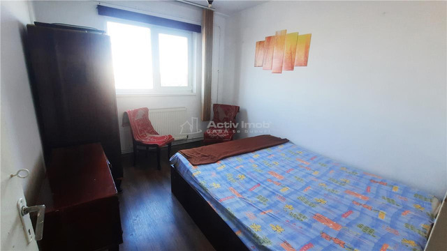 Apartament 3 camere de inchiriat   Str. Oltului - 7/10