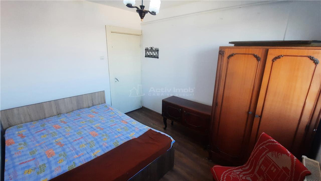 Apartament 3 camere de inchiriat   Str. Oltului - 8/10