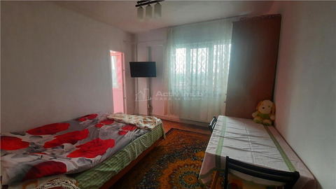 Apartament 3 camaere   Bariera Bucuresti   2 bai - 7
