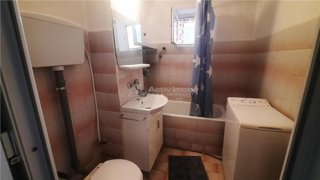 Apartament 3 camaere   Bariera Bucuresti   2 bai - 8/10