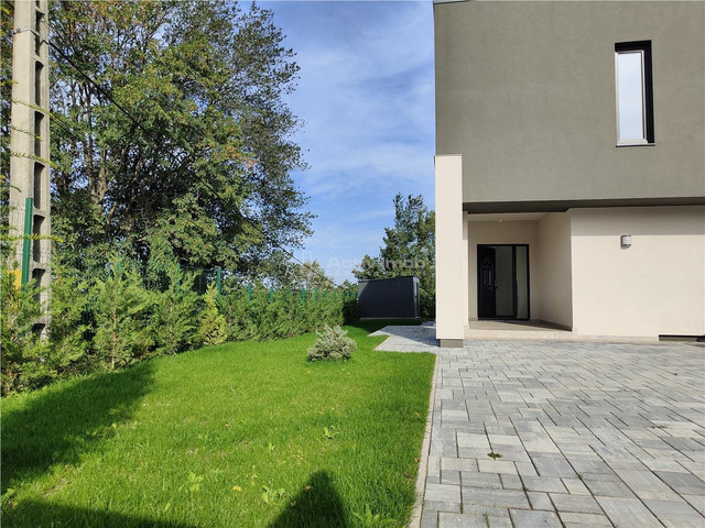 Casa finalizata in 2023, moderna, in apropiere de Complexul Casa Seciu - 3/10