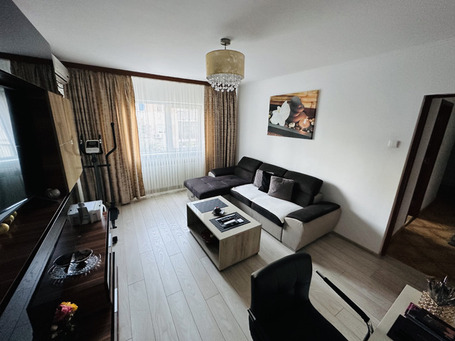 Apartament 3 camere - 2/7