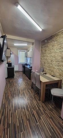 Ap. 2 camere in Deva, Bld. Iuliu Maniu, decomandat, 52mp, etajul 7. - 3/13