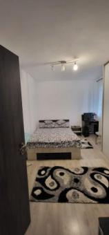 Ap. 2 camere in Deva, Bld. Iuliu Maniu, decomandat, 52mp, etajul 7. - 13