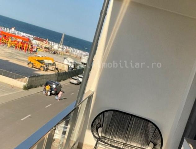 Vânzare Apartament 2 Camere cu Vedere la Mare - 1/10