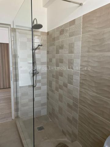 Vânzare Apartament 2 Camere cu Vedere la Mare - 7/10