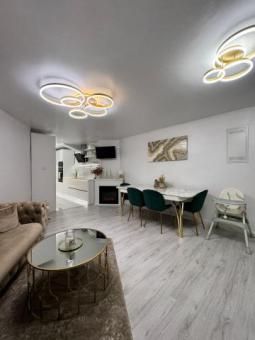 3 camere - 1 living - Zona Astoria - 2