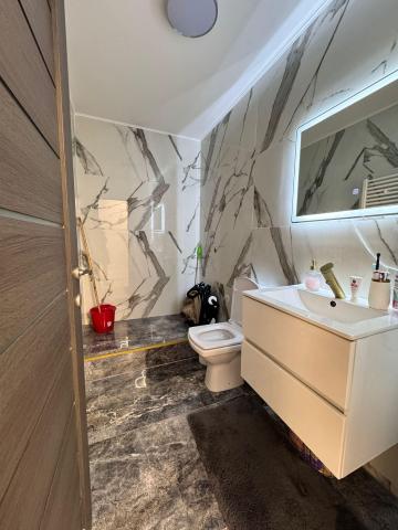 3 camere - 1 living - Zona Astoria - 4/8