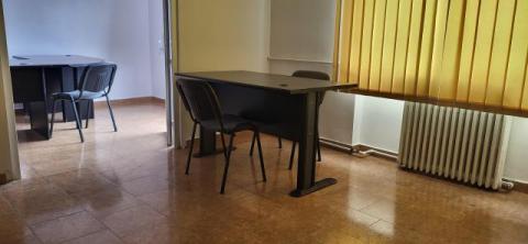 Închiriez apartament  2 camere zona ultracentrala - 3