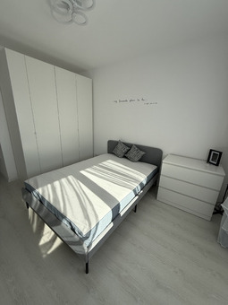 inchiriez 2 camere cu parcare Aparatorii Patriei - 2